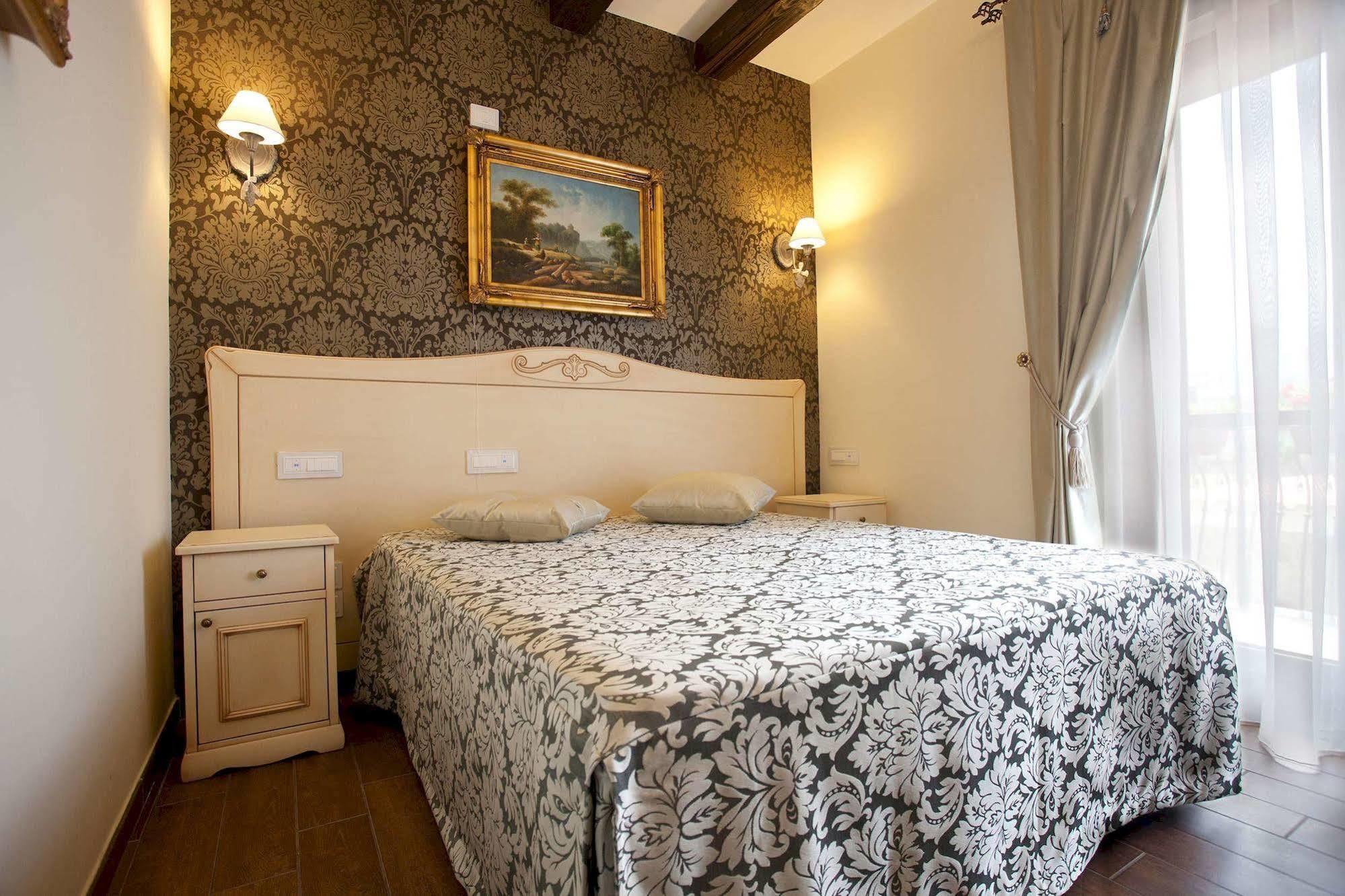 Hotel Villa Clementina Scafati Exterior photo